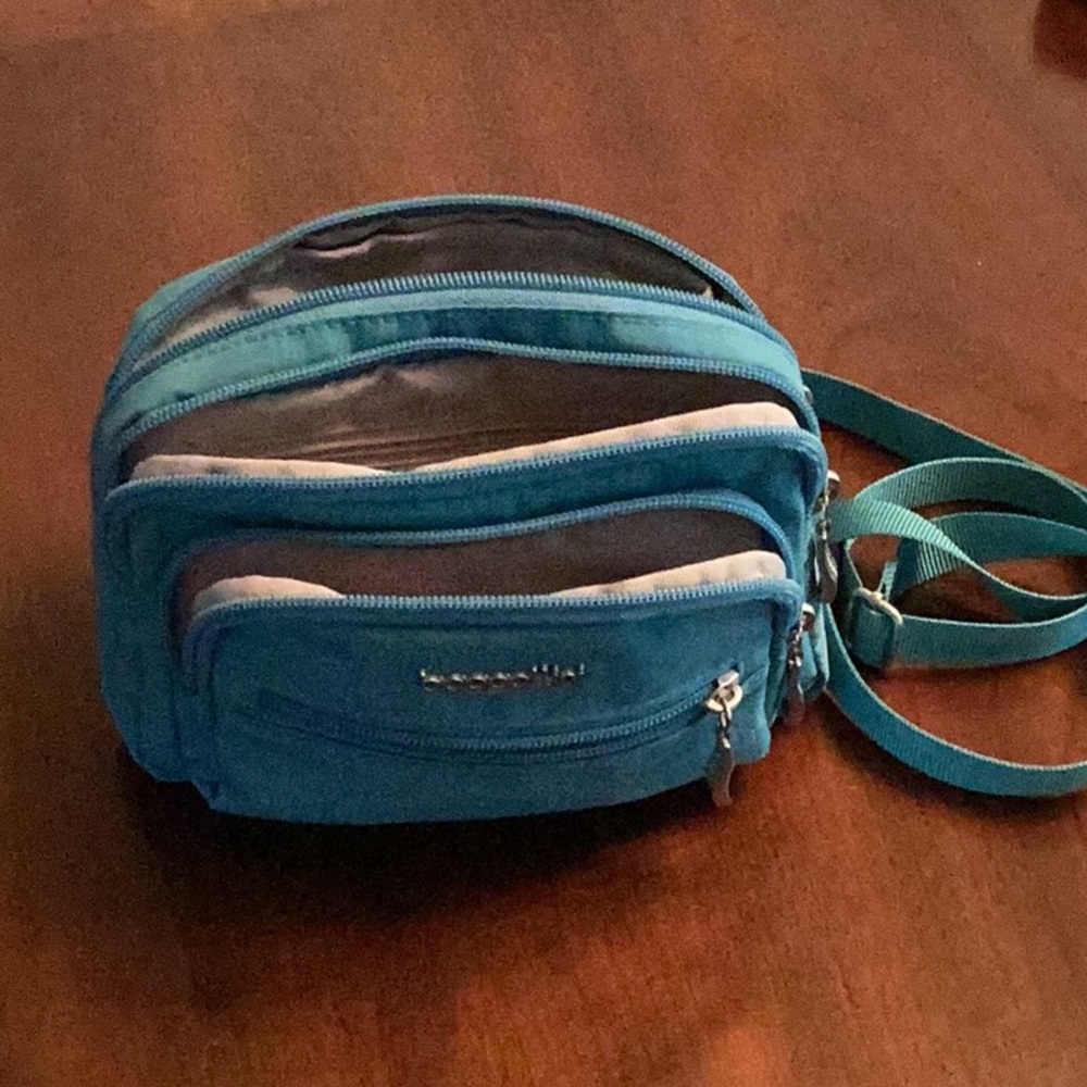 Baggallini Triple Zip Bagg, Seaside Blue - Picture 4 of 7